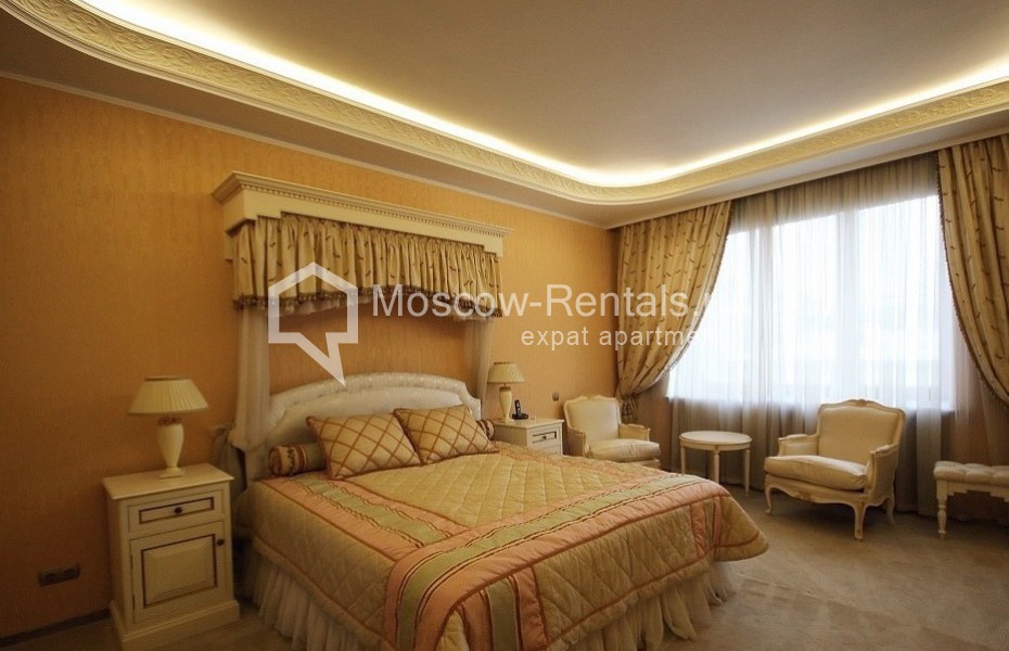 Photo #2 4-room (3 BR) apartment for <a href="http://moscow-rentals.ru/en/articles/long-term-rent" target="_blank">a long-term</a> rent
 in Russia, Moscow, Filippovsky lane, 8 bld 1