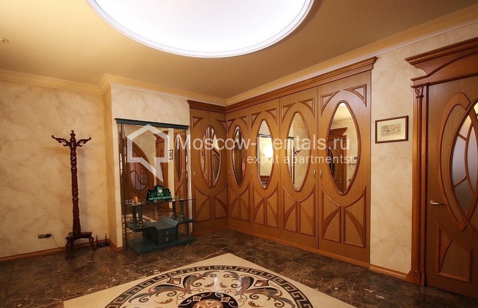 Photo #10 4-room (3 BR) apartment for <a href="http://moscow-rentals.ru/en/articles/long-term-rent" target="_blank">a long-term</a> rent
 in Russia, Moscow, Filippovsky lane, 8 bld 1