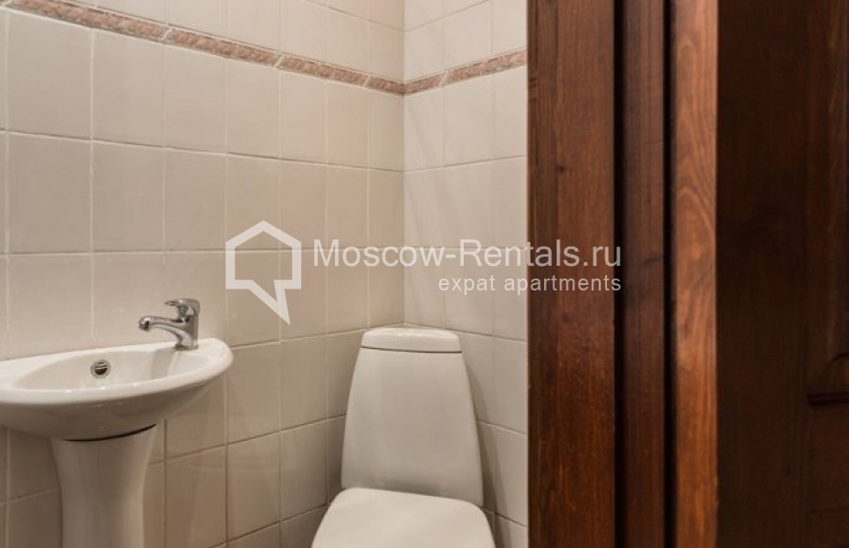 Photo #12 2-room (1 BR) apartment for <a href="http://moscow-rentals.ru/en/articles/long-term-rent" target="_blank">a long-term</a> rent
 in Russia, Moscow, Malaya Ordynka str, 13С1А