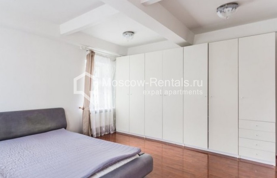 Photo #9 2-room (1 BR) apartment for <a href="http://moscow-rentals.ru/en/articles/long-term-rent" target="_blank">a long-term</a> rent
 in Russia, Moscow, Malaya Ordynka str, 13С1А