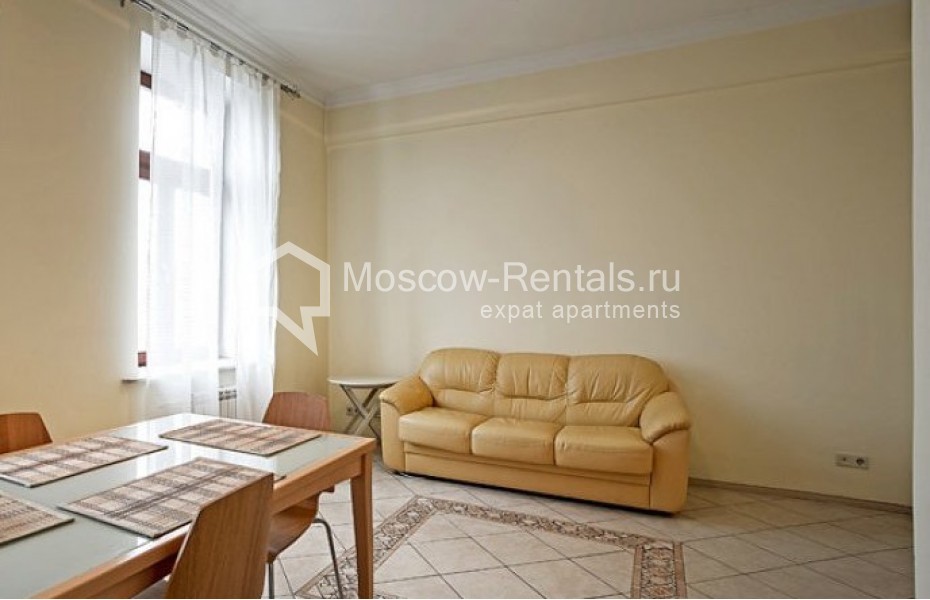 Photo #3 3-room (2 BR) apartment for <a href="http://moscow-rentals.ru/en/articles/long-term-rent" target="_blank">a long-term</a> rent
 in Russia, Moscow, B. Ordynka str, 34-38