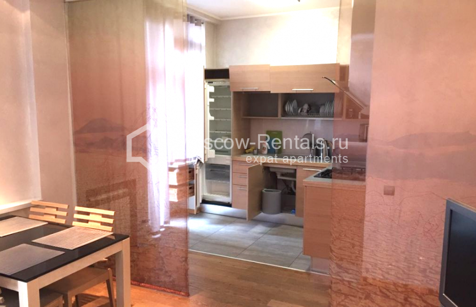Photo #5 2-room (1 BR) apartment for <a href="http://moscow-rentals.ru/en/articles/long-term-rent" target="_blank">a long-term</a> rent
 in Russia, Moscow, B. Polyanka str, 1/3