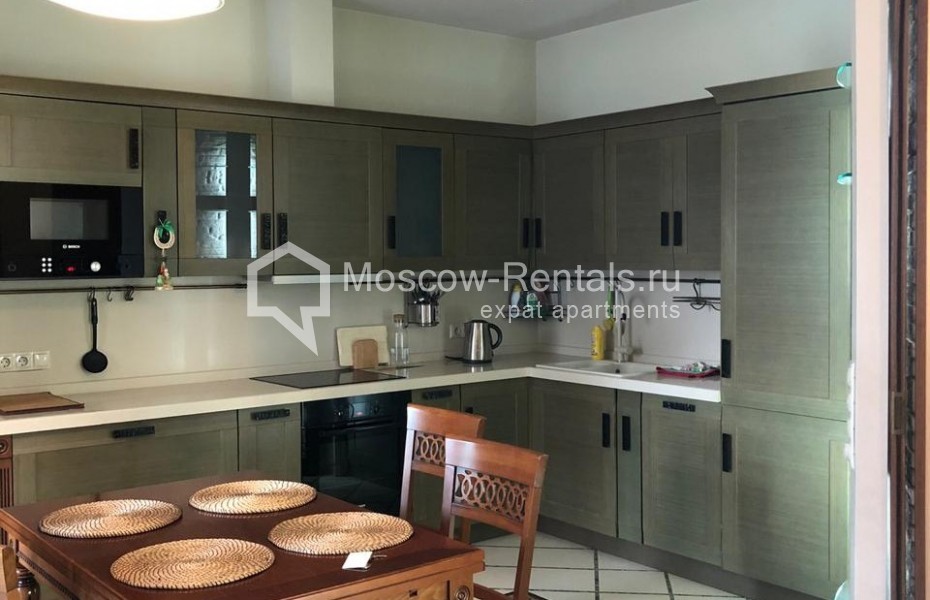 Photo #6 2-room (1 BR) apartment for <a href="http://moscow-rentals.ru/en/articles/long-term-rent" target="_blank">a long-term</a> rent
 in Russia, Moscow, Studencheskaya str, 20к1