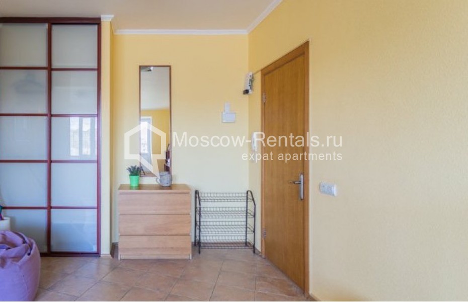Photo #9 3-room (2 BR) apartment for <a href="http://moscow-rentals.ru/en/articles/long-term-rent" target="_blank">a long-term</a> rent
 in Russia, Moscow, Tarasa Shevchenko emb, 3К3