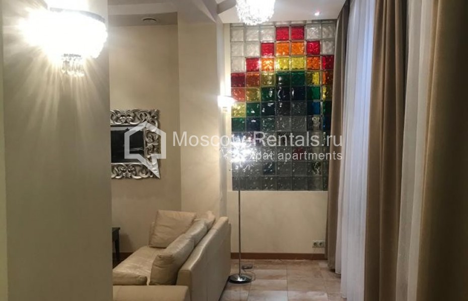 Photo #3 3-room (2 BR) apartment for <a href="http://moscow-rentals.ru/en/articles/long-term-rent" target="_blank">a long-term</a> rent
 in Russia, Moscow, Studencheskaya str, 20к1