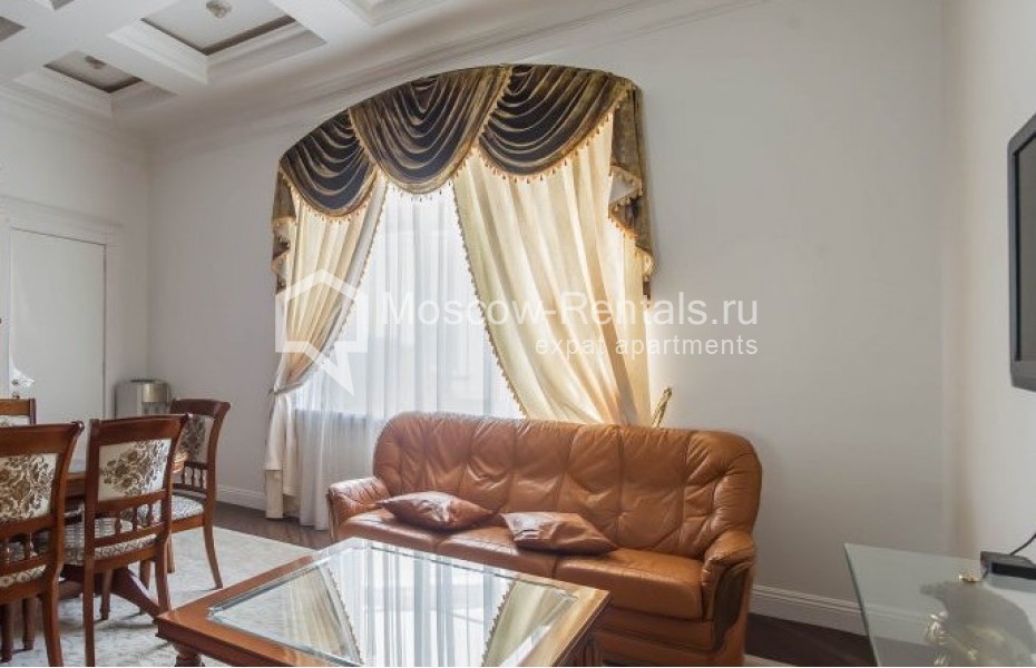 Photo #9 3-room (2 BR) apartment for <a href="http://moscow-rentals.ru/en/articles/long-term-rent" target="_blank">a long-term</a> rent
 in Russia, Moscow, Myasnitskaya str, 24