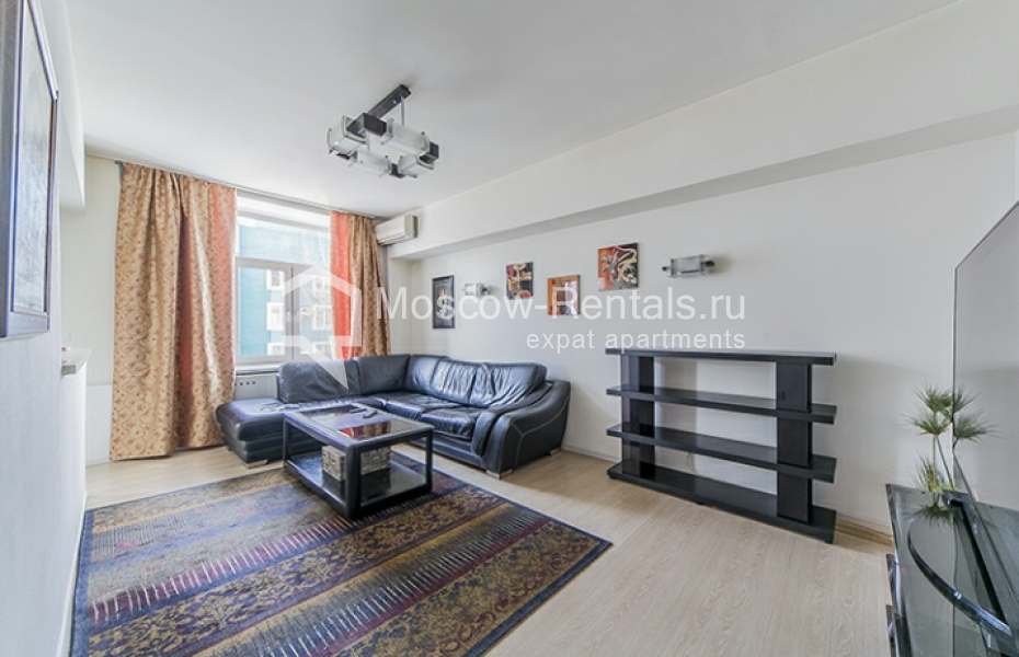 Photo #1 3-room (2 BR) apartment for <a href="http://moscow-rentals.ru/en/articles/long-term-rent" target="_blank">a long-term</a> rent
 in Russia, Moscow, Bakhrushina str, 10С3