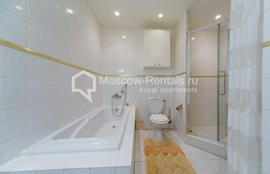 Photo #14 3-room (2 BR) apartment for <a href="http://moscow-rentals.ru/en/articles/long-term-rent" target="_blank">a long-term</a> rent
 in Russia, Moscow, Bakhrushina str, 10С3