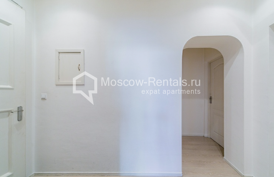 Photo #15 3-room (2 BR) apartment for <a href="http://moscow-rentals.ru/en/articles/long-term-rent" target="_blank">a long-term</a> rent
 in Russia, Moscow, Bakhrushina str, 10С3