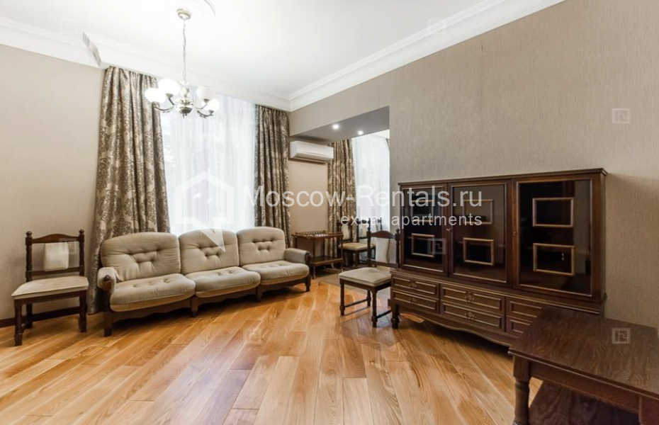 Photo #2 3-room (2 BR) apartment for <a href="http://moscow-rentals.ru/en/articles/long-term-rent" target="_blank">a long-term</a> rent
 in Russia, Moscow, Kutuzovskyi lane, 26К3