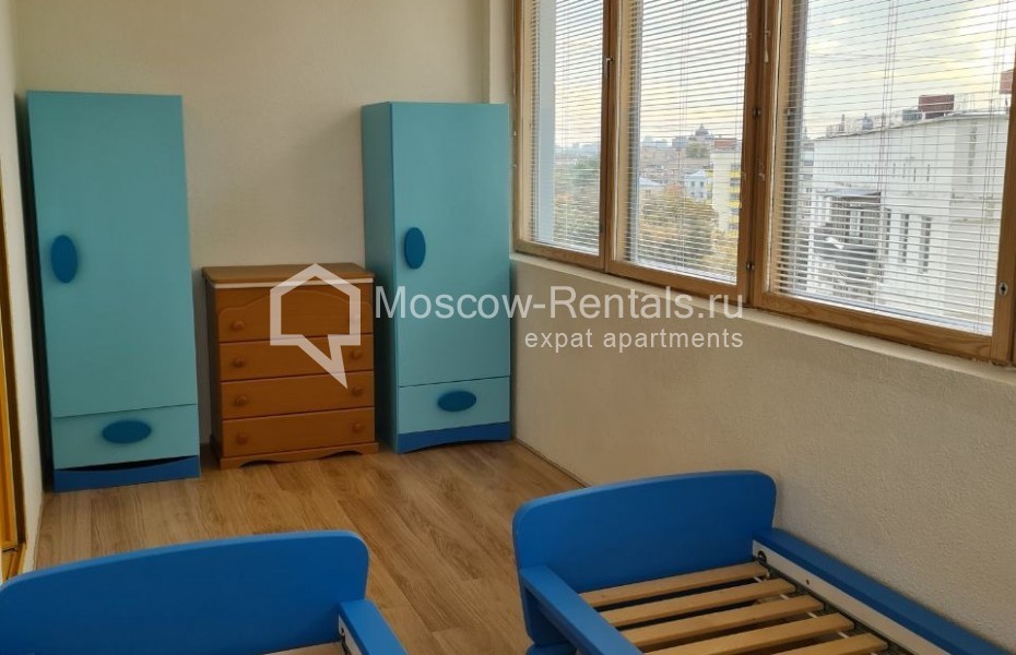Photo #7 3-room (2 BR) apartment for <a href="http://moscow-rentals.ru/en/articles/long-term-rent" target="_blank">a long-term</a> rent
 in Russia, Moscow, Shabolovka str, 10