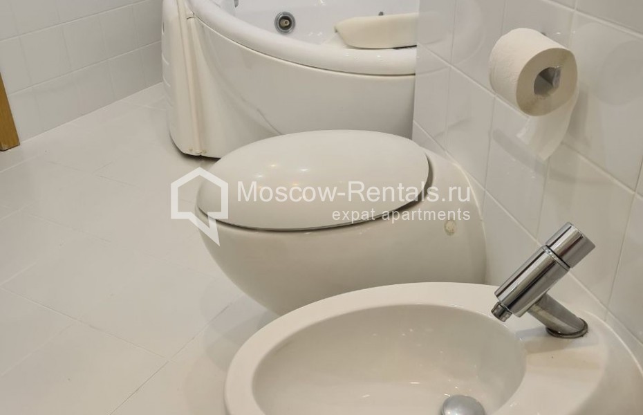 Photo #9 3-room (2 BR) apartment for <a href="http://moscow-rentals.ru/en/articles/long-term-rent" target="_blank">a long-term</a> rent
 in Russia, Moscow, Shabolovka str, 10