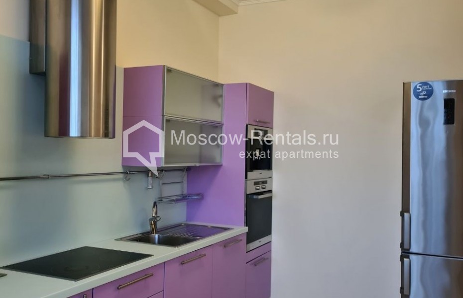 Photo #2 3-room (2 BR) apartment for <a href="http://moscow-rentals.ru/en/articles/long-term-rent" target="_blank">a long-term</a> rent
 in Russia, Moscow, Shabolovka str, 10
