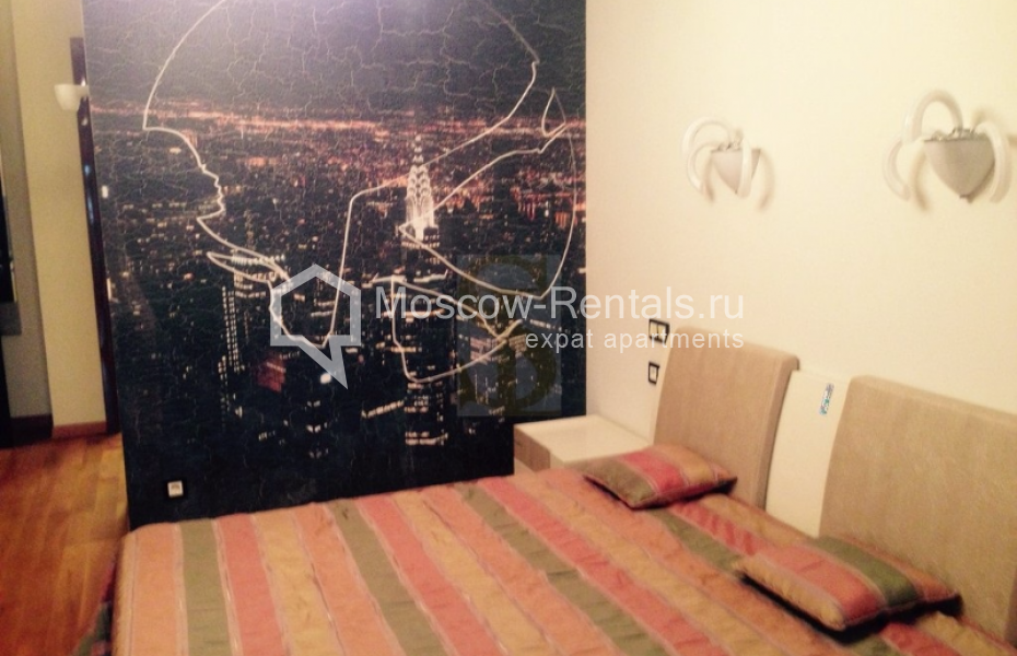 Photo #6 4-room (3 BR) apartment for <a href="http://moscow-rentals.ru/en/articles/long-term-rent" target="_blank">a long-term</a> rent
 in Russia, Moscow, Klimentovsky lane, 2