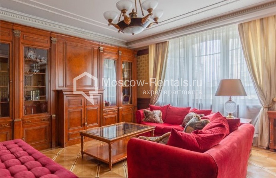Photo #4 3-room (2 BR) apartment for <a href="http://moscow-rentals.ru/en/articles/long-term-rent" target="_blank">a long-term</a> rent
 in Russia, Moscow, 1st Smolenskyi lane, 17