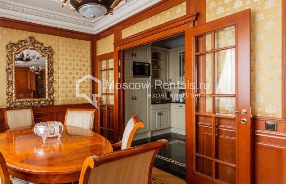 Photo #9 3-room (2 BR) apartment for <a href="http://moscow-rentals.ru/en/articles/long-term-rent" target="_blank">a long-term</a> rent
 in Russia, Moscow, 1st Smolenskyi lane, 17