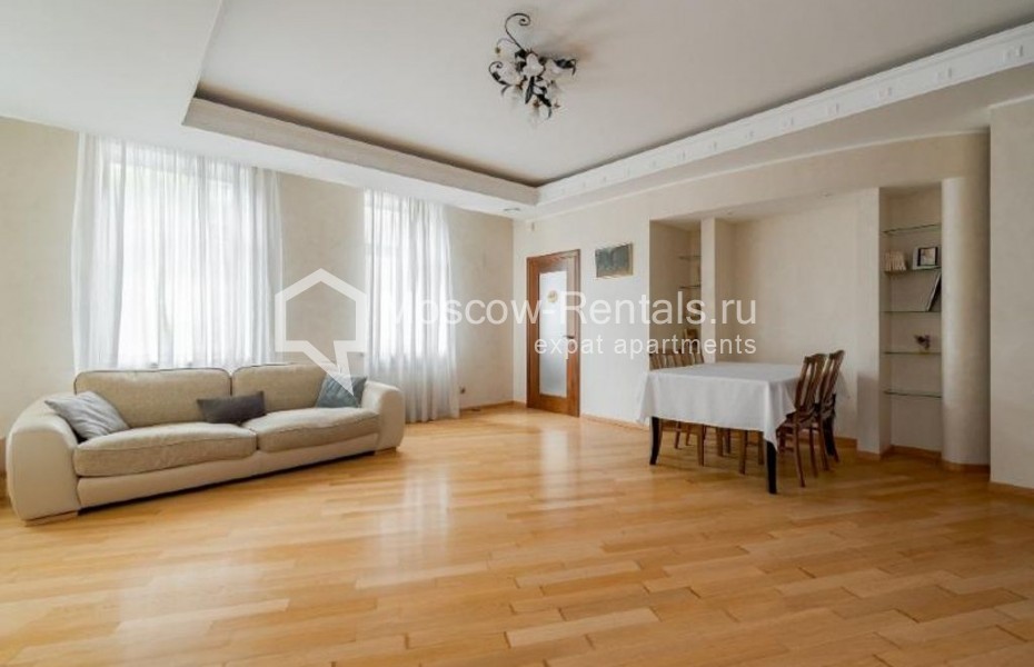 Photo #2 4-room (3 BR) apartment for <a href="http://moscow-rentals.ru/en/articles/long-term-rent" target="_blank">a long-term</a> rent
 in Russia, Moscow, Plushikha str, 22