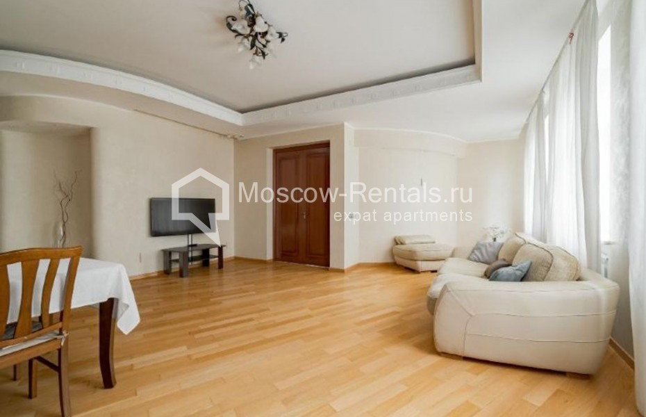 Photo #3 4-room (3 BR) apartment for <a href="http://moscow-rentals.ru/en/articles/long-term-rent" target="_blank">a long-term</a> rent
 in Russia, Moscow, Plushikha str, 22