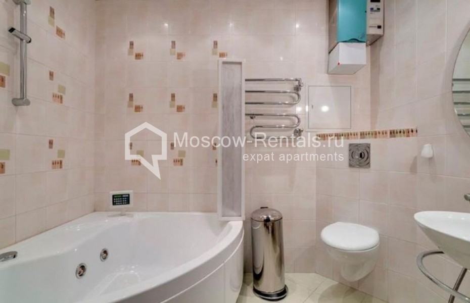 Photo #27 4-room (3 BR) apartment for <a href="http://moscow-rentals.ru/en/articles/long-term-rent" target="_blank">a long-term</a> rent
 in Russia, Moscow, Plushikha str, 22