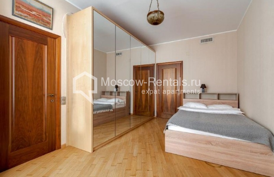 Photo #29 4-room (3 BR) apartment for <a href="http://moscow-rentals.ru/en/articles/long-term-rent" target="_blank">a long-term</a> rent
 in Russia, Moscow, Plushikha str, 22