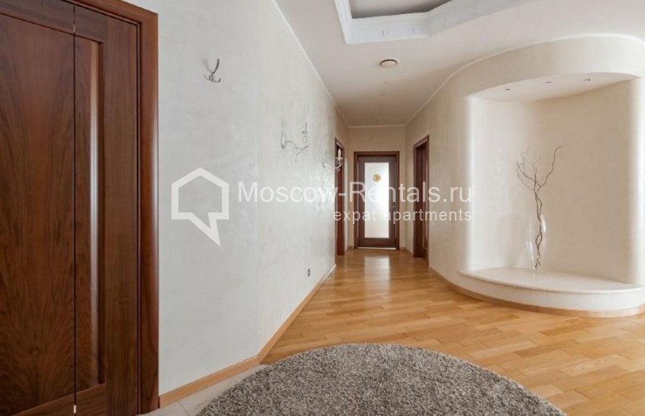 Photo #31 4-room (3 BR) apartment for <a href="http://moscow-rentals.ru/en/articles/long-term-rent" target="_blank">a long-term</a> rent
 in Russia, Moscow, Plushikha str, 22