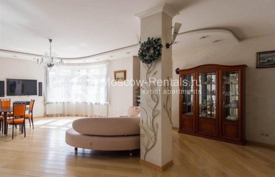Photo #5 4-room (3 BR) apartment for <a href="http://moscow-rentals.ru/en/articles/long-term-rent" target="_blank">a long-term</a> rent
 in Russia, Moscow, Krivoarbatskyi lane, 8С2
