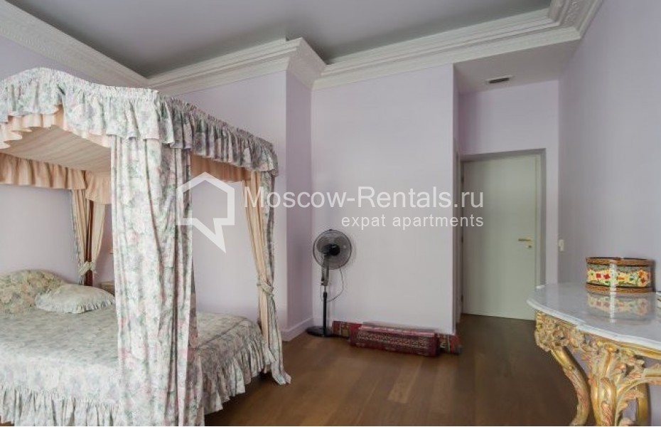 Photo #10 4-room (3 BR) apartment for <a href="http://moscow-rentals.ru/en/articles/long-term-rent" target="_blank">a long-term</a> rent
 in Russia, Moscow, B. Afanasievskyi lane, 30
