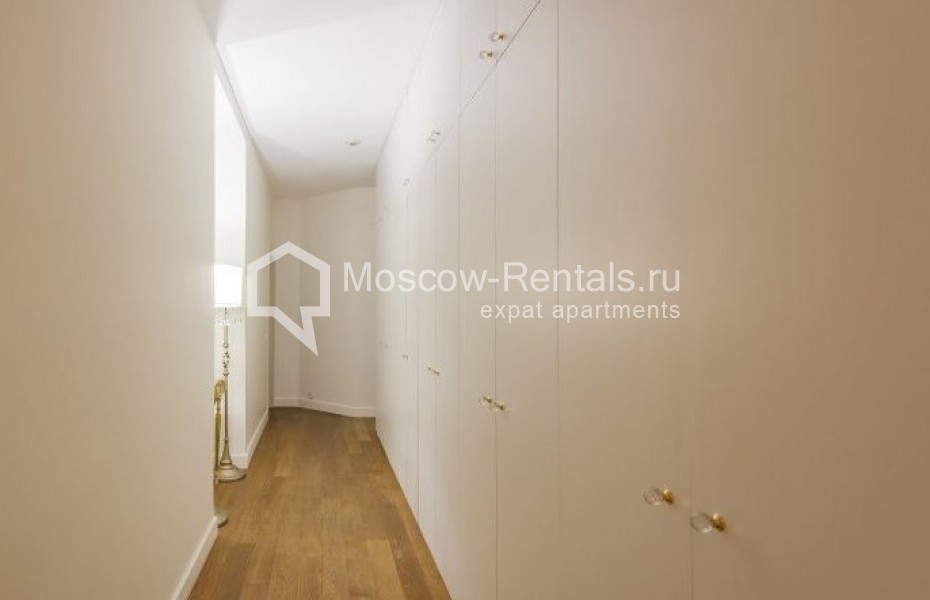 Photo #24 4-room (3 BR) apartment for <a href="http://moscow-rentals.ru/en/articles/long-term-rent" target="_blank">a long-term</a> rent
 in Russia, Moscow, B. Afanasievskyi lane, 30