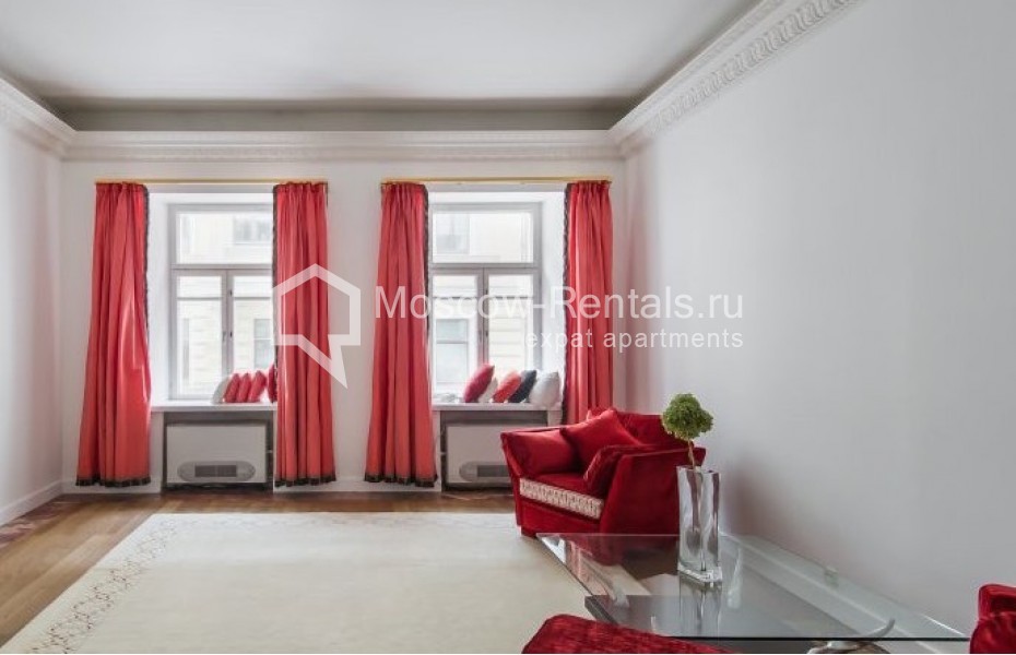 Photo #3 4-room (3 BR) apartment for <a href="http://moscow-rentals.ru/en/articles/long-term-rent" target="_blank">a long-term</a> rent
 in Russia, Moscow, B. Afanasievskyi lane, 30