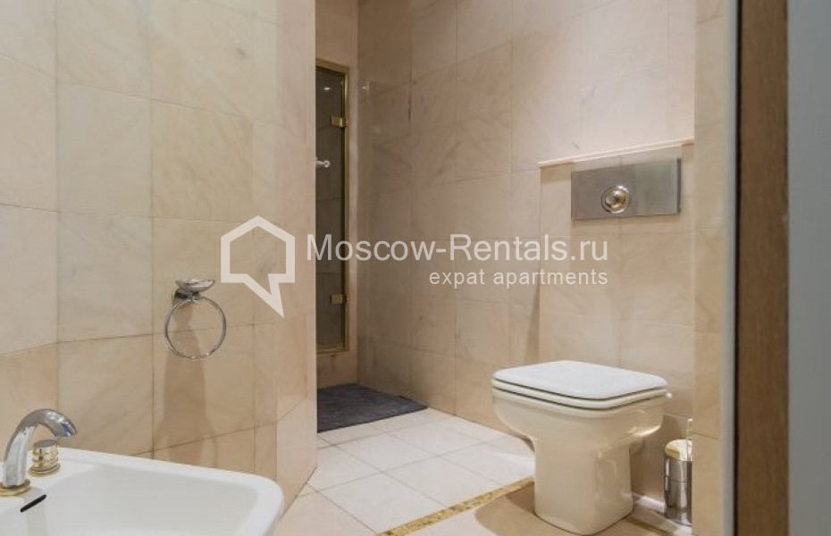 Photo #21 4-room (3 BR) apartment for <a href="http://moscow-rentals.ru/en/articles/long-term-rent" target="_blank">a long-term</a> rent
 in Russia, Moscow, B. Afanasievskyi lane, 30