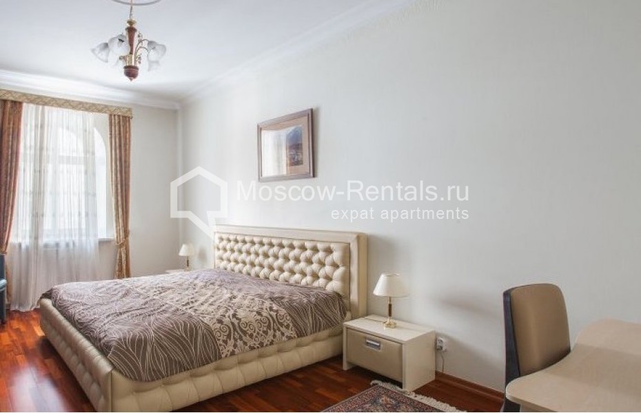 Photo #6 4-room (3 BR) apartment for <a href="http://moscow-rentals.ru/en/articles/long-term-rent" target="_blank">a long-term</a> rent
 in Russia, Moscow, Ostozhenka str, 25