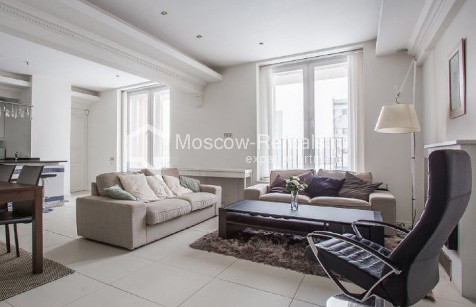 Photo #1 4-room (3 BR) apartment for <a href="http://moscow-rentals.ru/en/articles/long-term-rent" target="_blank">a long-term</a> rent
 in Russia, Moscow, Novinskyi lane, 18С1