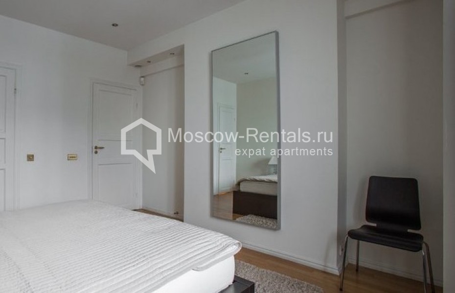 Photo #9 4-room (3 BR) apartment for <a href="http://moscow-rentals.ru/en/articles/long-term-rent" target="_blank">a long-term</a> rent
 in Russia, Moscow, Novinskyi lane, 18С1