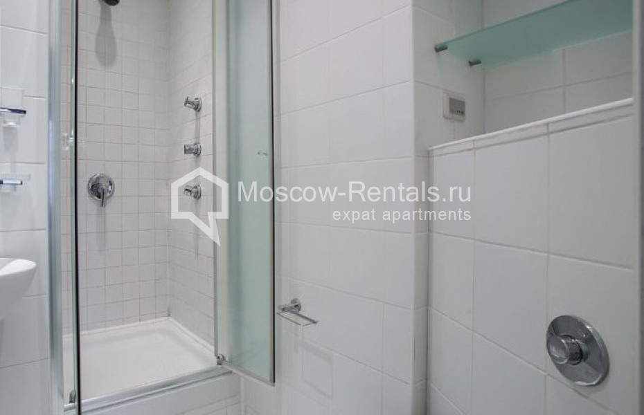 Photo #13 4-room (3 BR) apartment for <a href="http://moscow-rentals.ru/en/articles/long-term-rent" target="_blank">a long-term</a> rent
 in Russia, Moscow, Novinskyi lane, 18С1