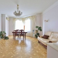 Photo #1 3-room (2 BR) apartment for <a href="http://moscow-rentals.ru/en/articles/long-term-rent" target="_blank">a long-term</a> rent
 in Russia, Moscow, B. Serpukhovskaya str, 25С2