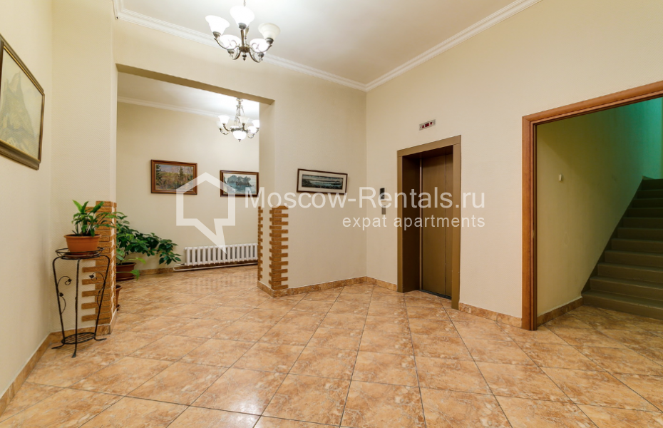 Photo #10 3-room (2 BR) apartment for <a href="http://moscow-rentals.ru/en/articles/long-term-rent" target="_blank">a long-term</a> rent
 in Russia, Moscow, B. Serpukhovskaya str, 25С2