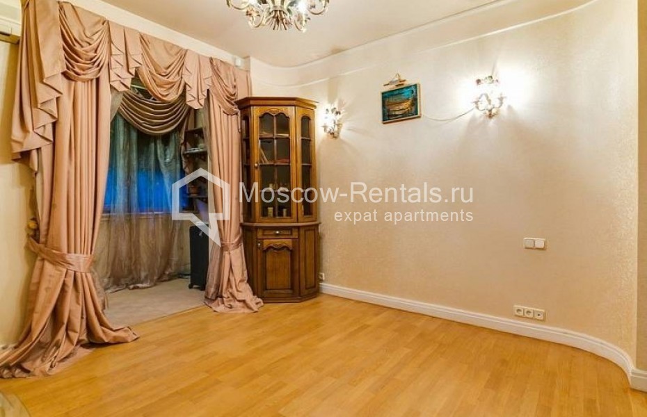 Photo #7 3-room (2 BR) apartment for <a href="http://moscow-rentals.ru/en/articles/long-term-rent" target="_blank">a long-term</a> rent
 in Russia, Moscow, B. Serpukhovskaya str, 25С2