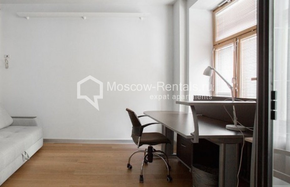Photo #7 4-room (3 BR) apartment for <a href="http://moscow-rentals.ru/en/articles/long-term-rent" target="_blank">a long-term</a> rent
 in Russia, Moscow, Starpimenovskyi lane, 8