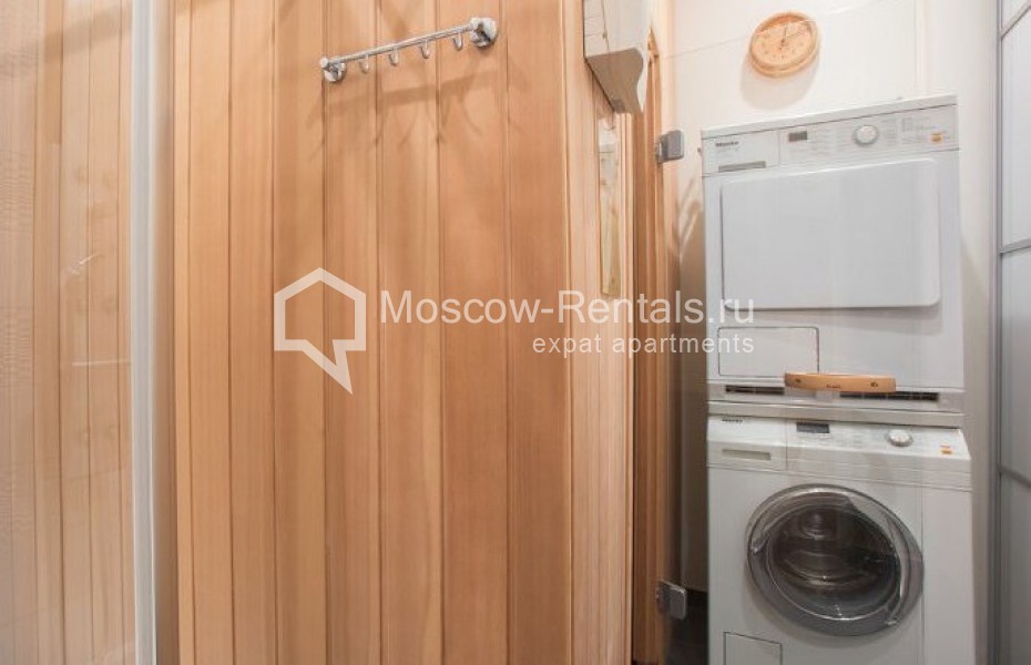 Photo #12 4-room (3 BR) apartment for <a href="http://moscow-rentals.ru/en/articles/long-term-rent" target="_blank">a long-term</a> rent
 in Russia, Moscow, Starpimenovskyi lane, 8