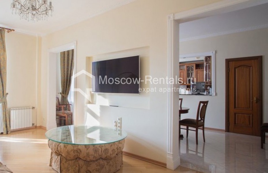 Photo #3 4-room (3 BR) apartment for <a href="http://moscow-rentals.ru/en/articles/long-term-rent" target="_blank">a long-term</a> rent
 in Russia, Moscow, M. Levshinskyi lane, 6-8