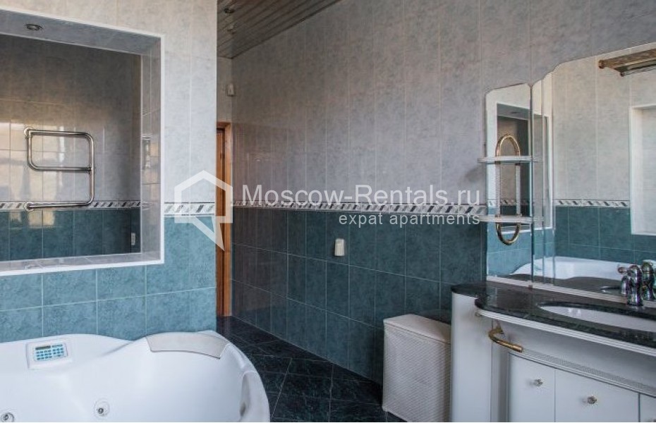 Photo #12 4-room (3 BR) apartment for <a href="http://moscow-rentals.ru/en/articles/long-term-rent" target="_blank">a long-term</a> rent
 in Russia, Moscow, M. Levshinskyi lane, 6-8