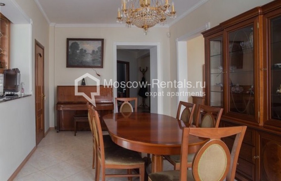 Photo #6 4-room (3 BR) apartment for <a href="http://moscow-rentals.ru/en/articles/long-term-rent" target="_blank">a long-term</a> rent
 in Russia, Moscow, M. Levshinskyi lane, 6-8