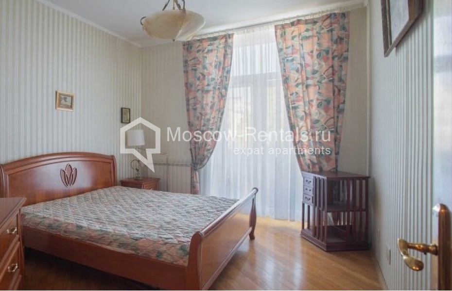 Photo #7 4-room (3 BR) apartment for <a href="http://moscow-rentals.ru/en/articles/long-term-rent" target="_blank">a long-term</a> rent
 in Russia, Moscow, M. Levshinskyi lane, 6-8