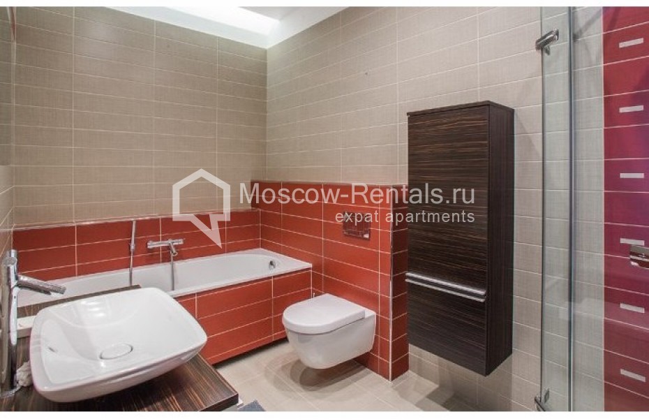 Photo #11 5-room (4 BR) apartment for <a href="http://moscow-rentals.ru/en/articles/long-term-rent" target="_blank">a long-term</a> rent
 in Russia, Moscow, Stanislavskogo str, 11