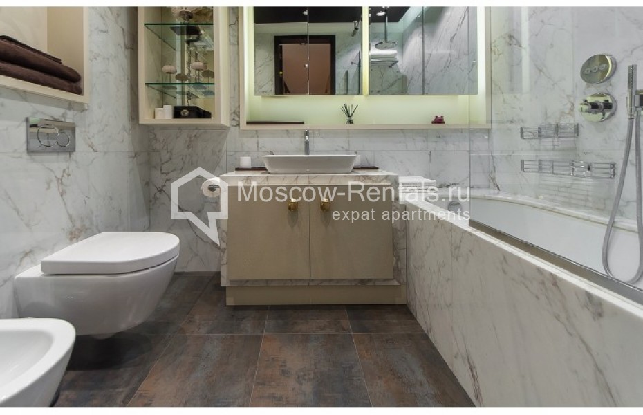 Photo #14 3-room (2 BR) apartment for <a href="http://moscow-rentals.ru/en/articles/long-term-rent" target="_blank">a long-term</a> rent
 in Russia, Moscow, M. Bronnaya str, 42/14