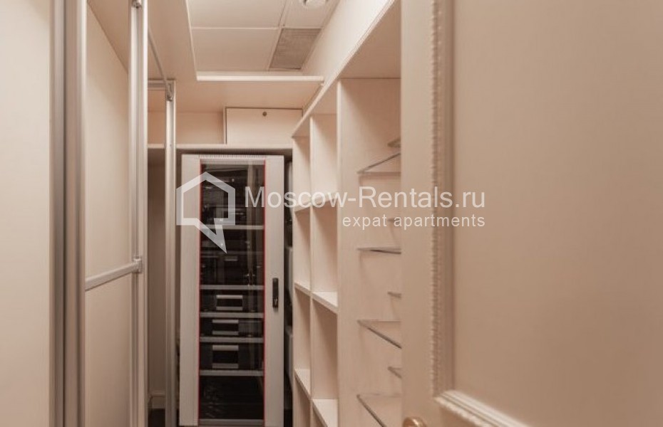 Photo #21 4-room (3 BR) apartment for <a href="http://moscow-rentals.ru/en/articles/long-term-rent" target="_blank">a long-term</a> rent
 in Russia, Moscow, B. Tishinskyi lane, 10С1