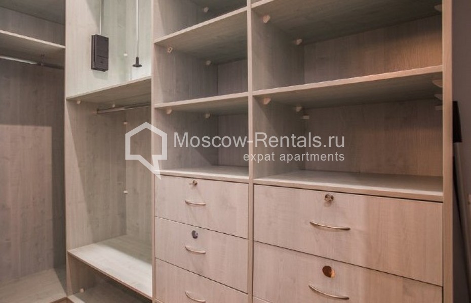 Photo #12 4-room (3 BR) apartment for <a href="http://moscow-rentals.ru/en/articles/long-term-rent" target="_blank">a long-term</a> rent
 in Russia, Moscow, Ermolaevskyi lane, 4