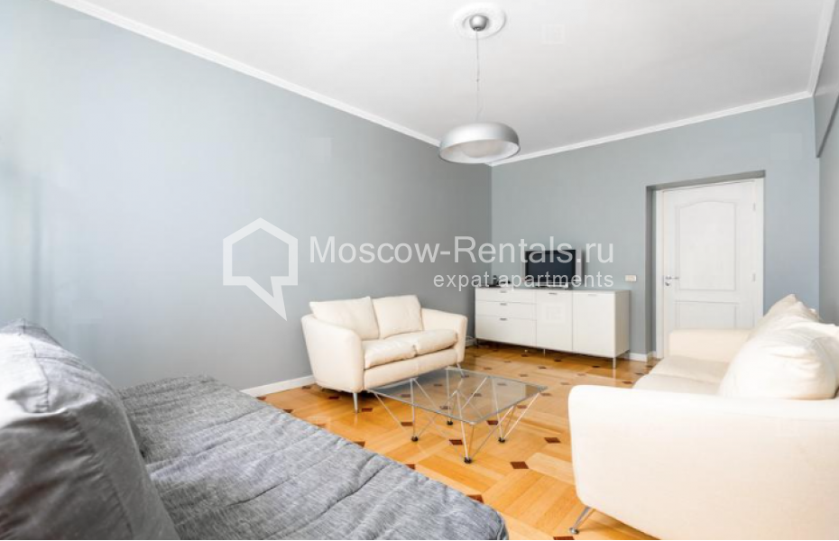 Photo #1 2-room (1 BR) apartment for <a href="http://moscow-rentals.ru/en/articles/long-term-rent" target="_blank">a long-term</a> rent
 in Russia, Moscow, Staryi Tolmachevskyi lane, 7