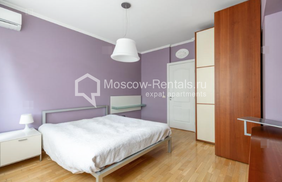 Photo #6 2-room (1 BR) apartment for <a href="http://moscow-rentals.ru/en/articles/long-term-rent" target="_blank">a long-term</a> rent
 in Russia, Moscow, Staryi Tolmachevskyi lane, 7