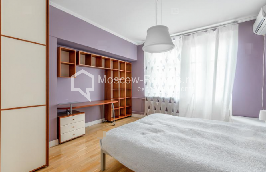 Photo #7 2-room (1 BR) apartment for <a href="http://moscow-rentals.ru/en/articles/long-term-rent" target="_blank">a long-term</a> rent
 in Russia, Moscow, Staryi Tolmachevskyi lane, 7